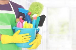 You are currently viewing House Cleaning Supplies & Products Checklist
