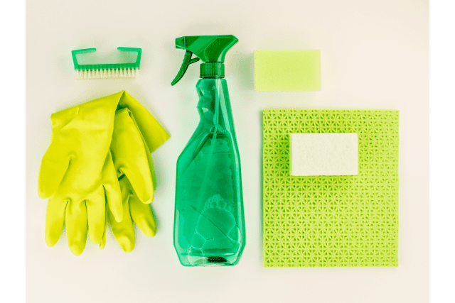 You are currently viewing Essential Tools For A Cleaning Kit