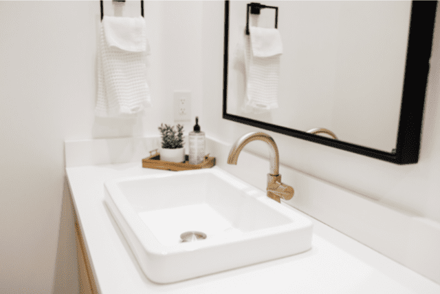 How To Organize Your Bathroom