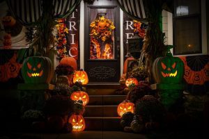 Read more about the article How To Take Advantage Of Halloween For Business?