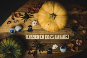Read more about the article Halloween Decorations For Your Office