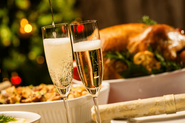 Short-Term Rental Cleaning for the Holidays