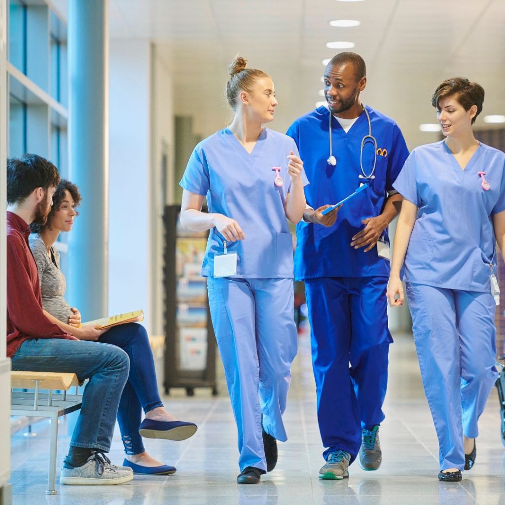 What are the benefits of hiring a professional cleaning service for medical offices - medical office