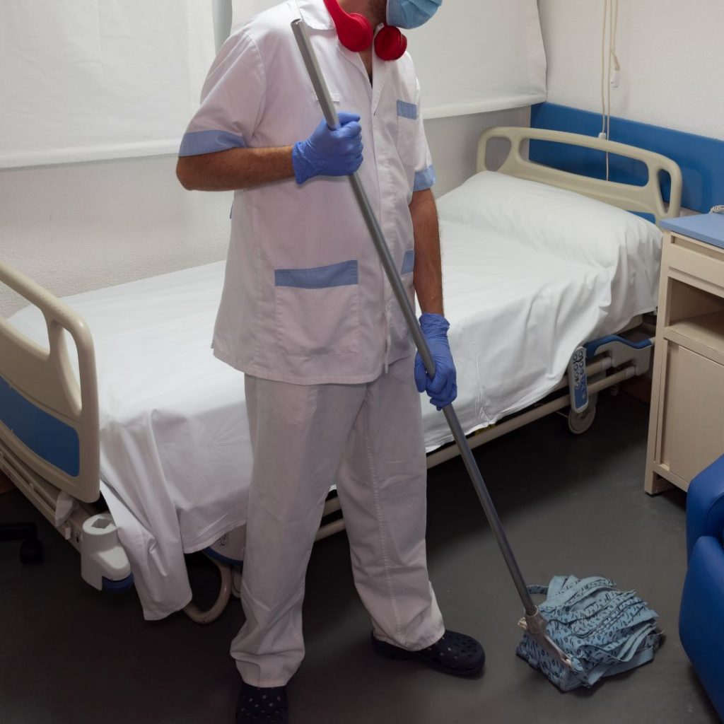 What Kinds Of Areas In A Medical Office Require Specialized Cleaning - medical office room