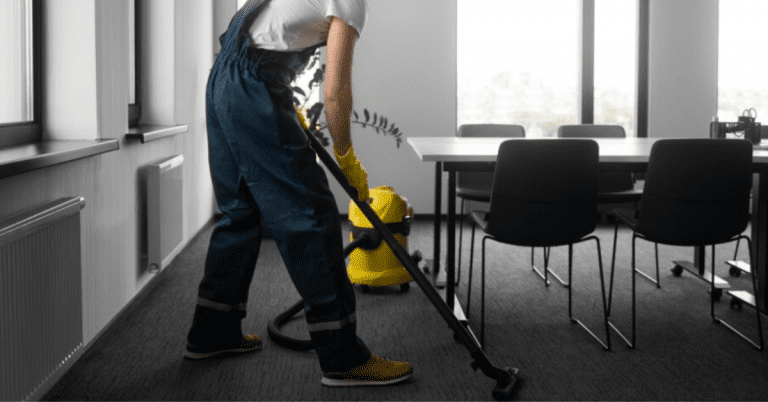 tech-savvy-cleaning-incorporating-innovation-into-office-cleaning-1
