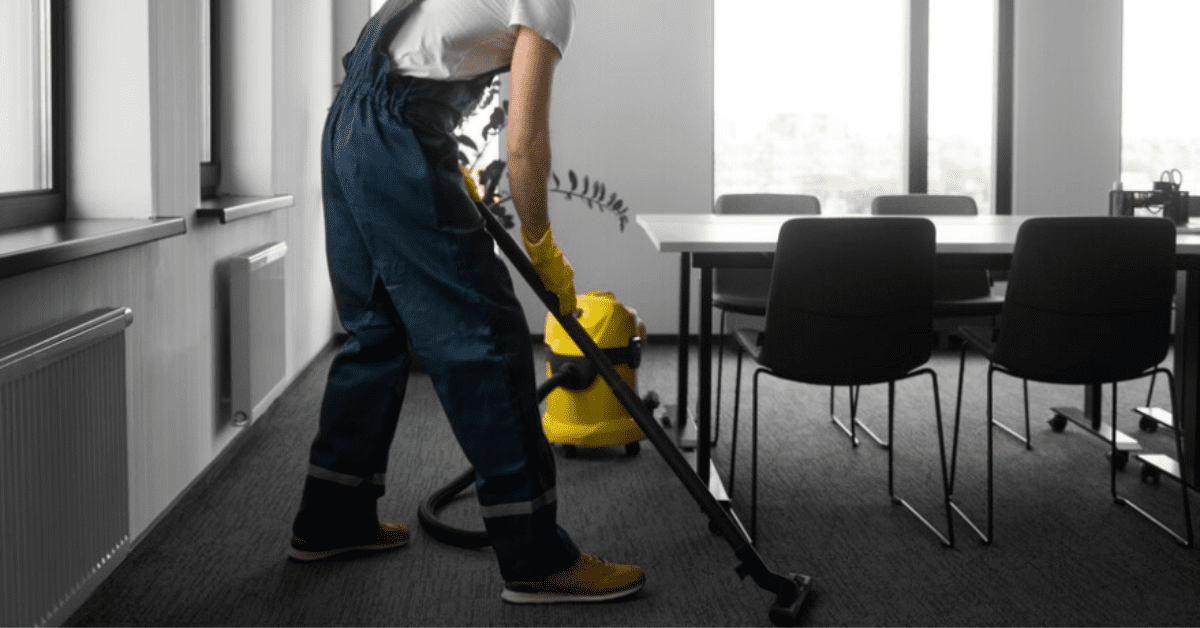 You are currently viewing Tech-Savvy Cleaning: Incorporating Innovation into Office Cleaning